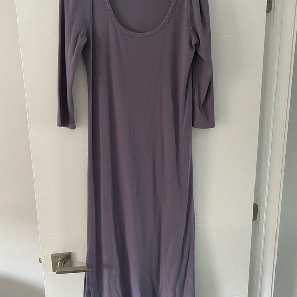 The Nines by Hatch maternity dress in mauve color in size medium - Picture 4 of 8